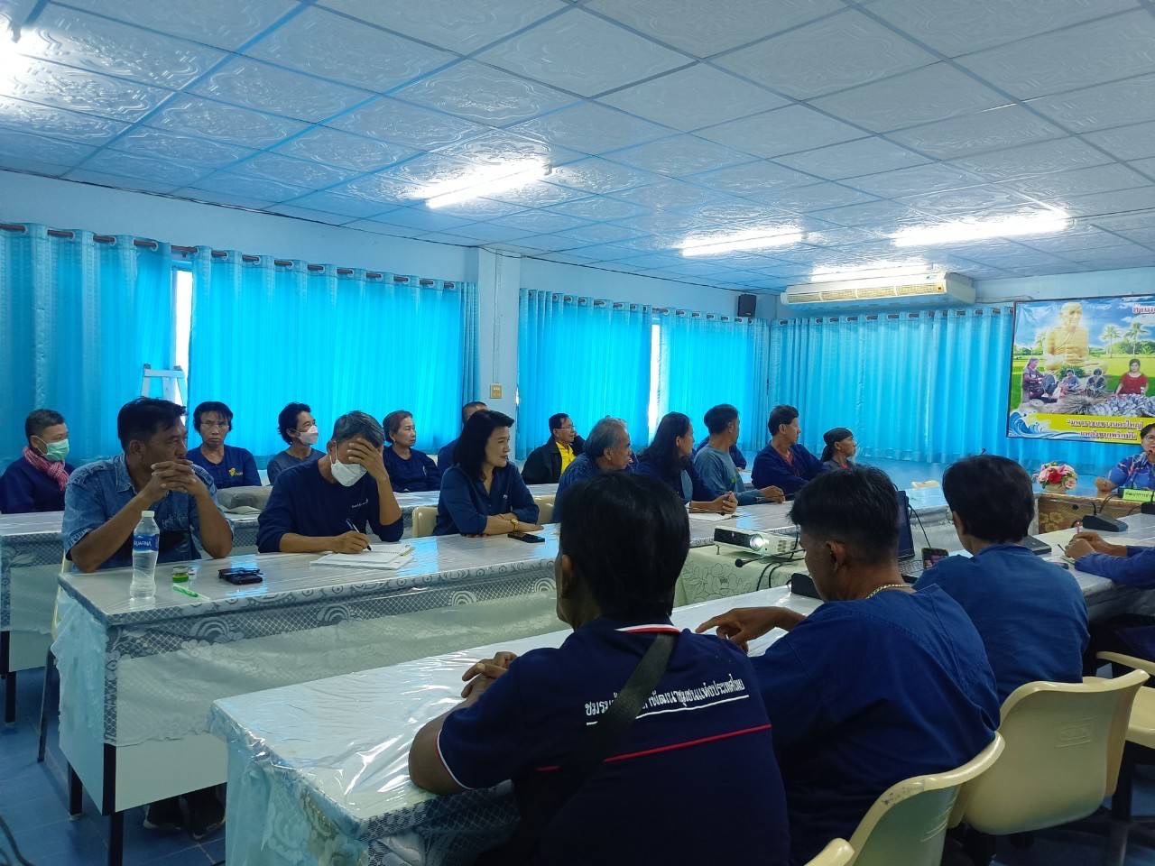 พจ.อยุธยา เปิดโครงการพัฒนาหมู่บ้านเศรษฐกิจพอเพียง กิจกรรมสนับสนุนการขับเคลื่อนกิจกรรมศูนย์เรียนรู้การพัฒนาคุณภาพชีวิตตามหลักทฤษฎีใหม่ ประยุกต์สู่ โคกหนองนาโมเดล