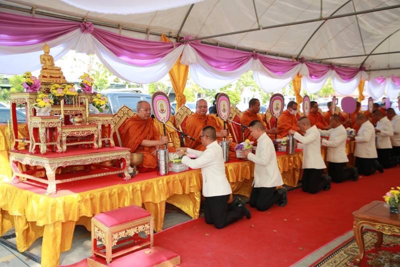 พจ.กรุงเก่า ร่วมพิธีบวงสรวง นายขนมต้ม บรมครูแห่งวงการมวยไทย เนื่องในวันที่ระลึกวีระชนไทยนายขนมต้ม เพื่อยกย่อง และส่งเสริมศิลปะป้องกันตัวของไทย