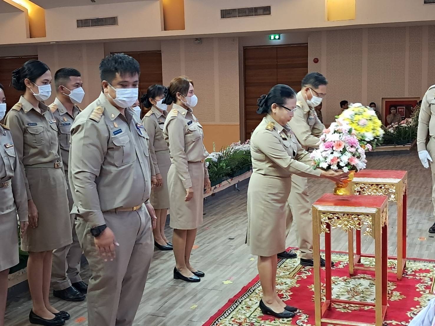 พช.อยุธยา ร่วมพิธีถวายเครื่องราชสักการะและกล่าวถวายราชสดุดีพระยาทสมเด็จพระจุลจอมเกล้าเจ้าอยู่หัว เนื่องในวันท้องถิ่นไทย ประจำปี 2567