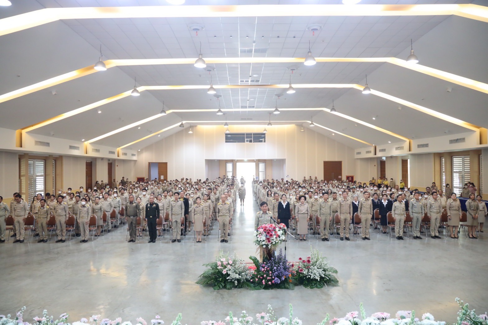 พช.อยุธยา ร่วมพิธีถวายเครื่องราชสักการะและกล่าวถวายราชสดุดีพระยาทสมเด็จพระจุลจอมเกล้าเจ้าอยู่หัว เนื่องในวันท้องถิ่นไทย ประจำปี 2567