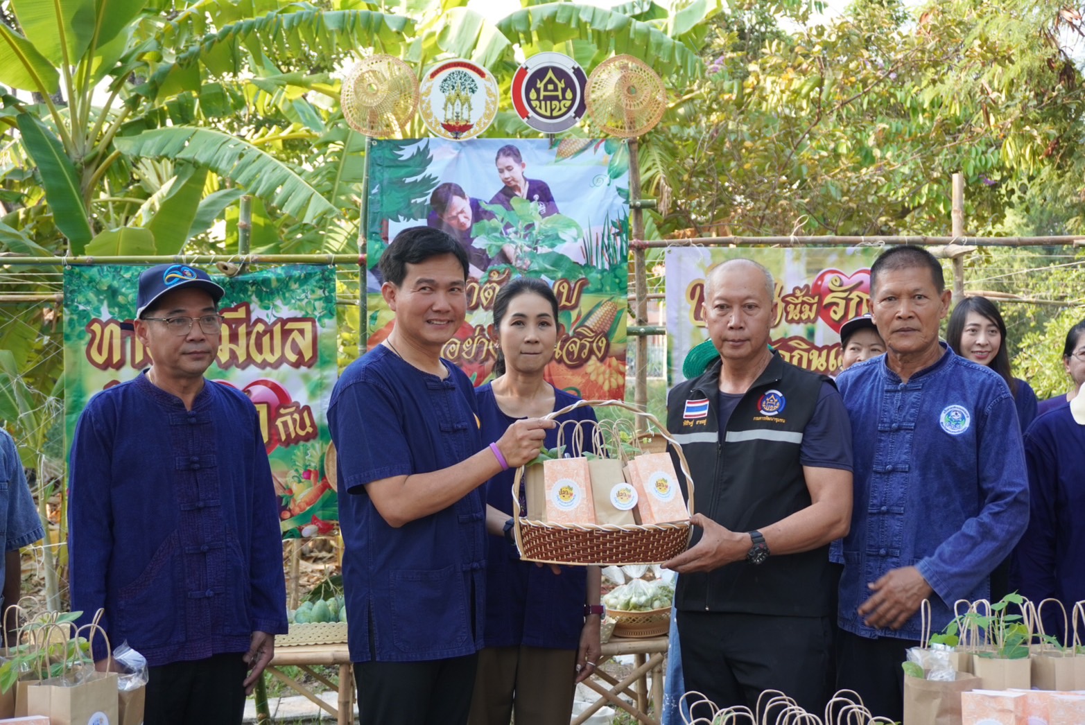 จังหวัดพระนครศรีอยุธยา ขับเคลื่อนงานสร้างความมั่นคงทางอาหาร “ปลูกผัก ปลูกรัก กับพช.อยุธยา”