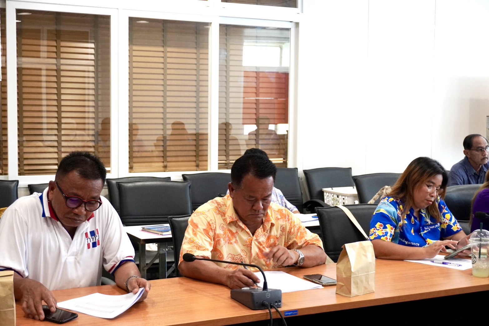 พช.อยุธยา เสริมแกร่ง ร่วมประชุมคณะกรรมการเครือข่ายกองทุนหมู่บ้านและชุมชนเมืองจังหวัดพระนครศรีอยุธยา