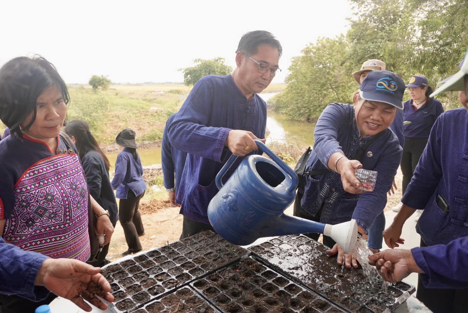 พช.อยุธยา จับมือเครือข่ายโคก หนอง นา จังหวัดพระนครศรีอยุธยา เดินหน้ากิจกรรมหิ้วปิ่นโตเอามื้อสามัคคี