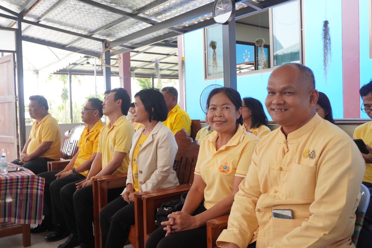 พช.กรุงเก่า ร่วมกิจกรรมเฉลิมพระเกียรติพระบาทสมเด็จพระเจ้าอยู่หัวเนื่องในโอกาสมหามงคลเฉลิมพระชนมพรรษา 6 รอบ 28 กรกฎาคม 2567 “แบ่งปันกล้าไม้ จากแปลงโคกหนองนา สู่ประชาชนโดยรอบ”