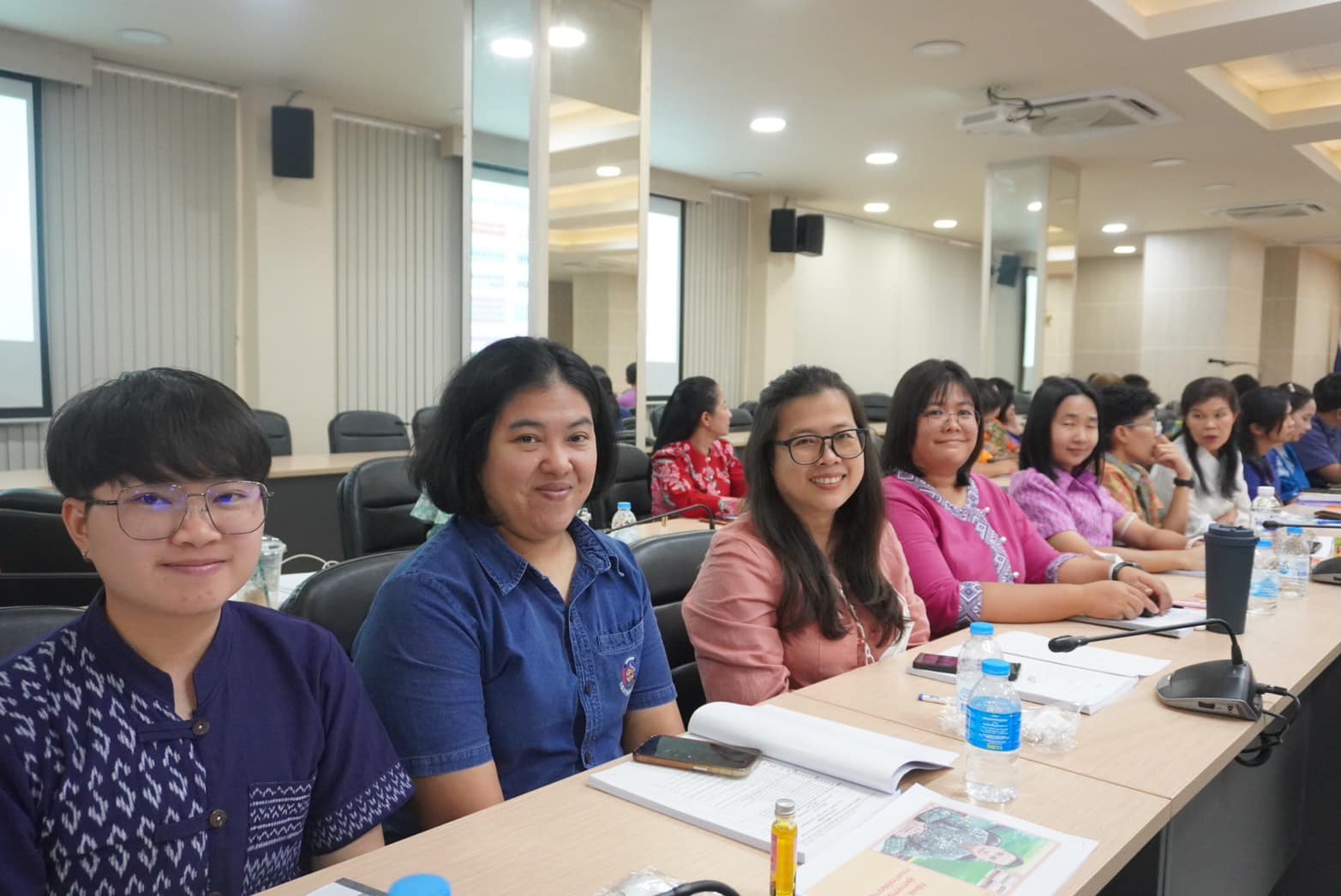 พช.อยุธยา จัดประชุมการขับเคลื่อนกิจกรรมพัฒนาชุมชน สำหรับรอบการประเมินที่ 2 ประจำปีงบประมาณ พ.ศ. 2567