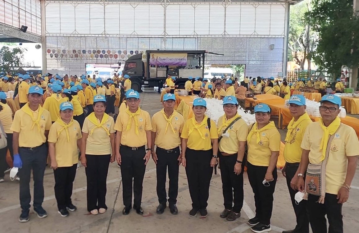 พช.กรุงเก่า ร่วมดำเนินภารกิจจัดตั้งโรงครัวพระราชทานในการรับเสร็จฯ พระบาทสมเด็จพระเจ้าอยู่หัวพร้อมด้วยสมเด็จพระนางเจ้าฯ พระบรมราชินี ในพิธีสมโภชพระพุทธไตรรัตนนายก ครบ 700 ปี