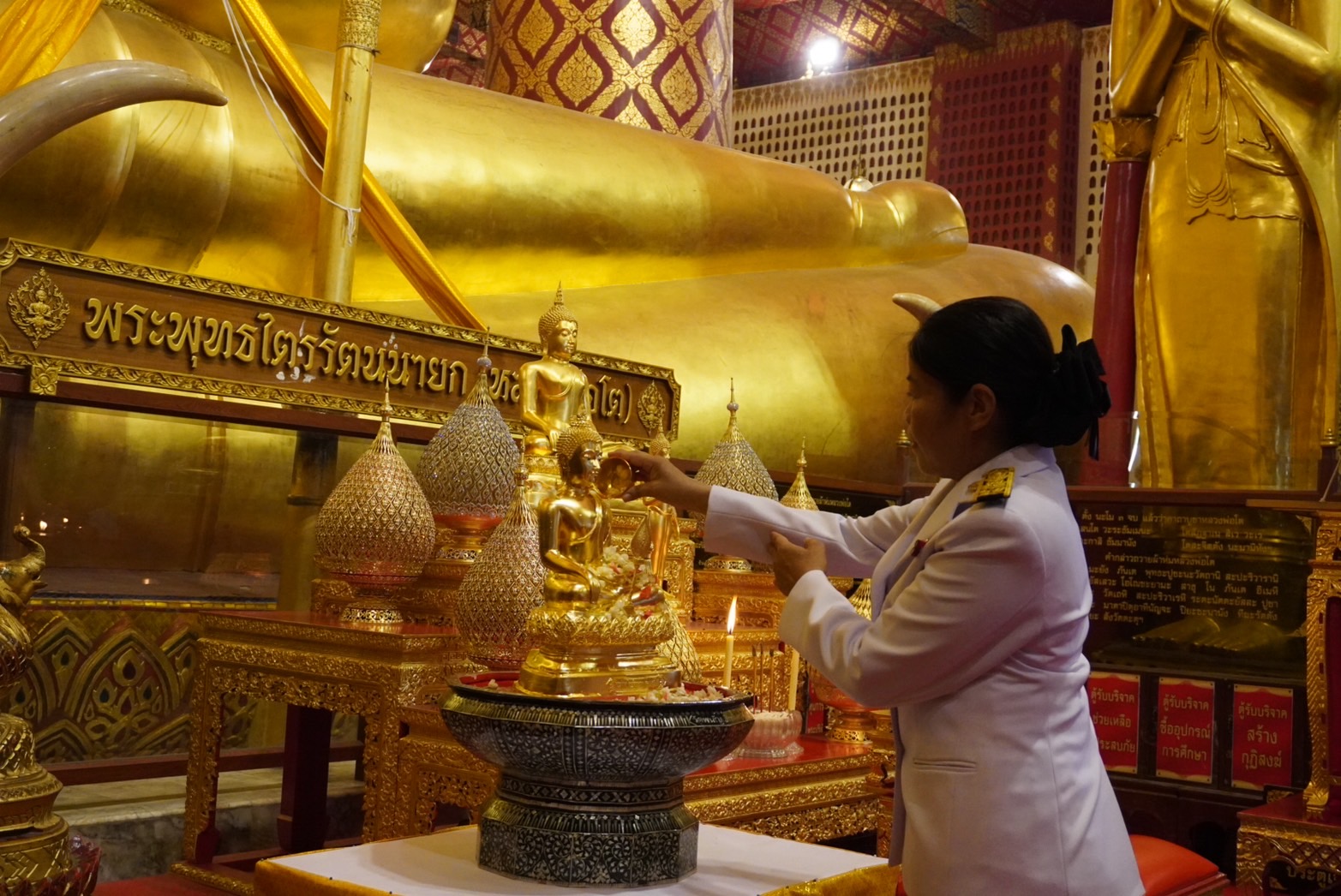 พช.กรุงเก่า ร่วมประกอบพิธีเชิญเครื่องราชสักการะที่พระราชทานอุทิศถวายเป็นพุทธบูชา