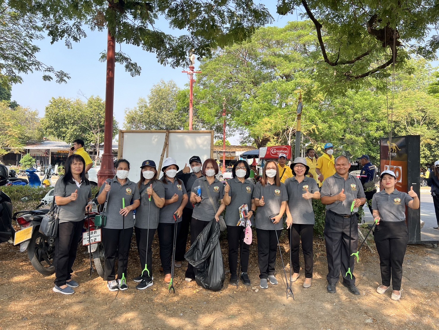 พช.กรุงเก่า ร่วมกิจกรรม “อยุธยาเมืองสะอาด” ปรับสภาพภูมิทัศน์และเก็บขยะบริเวณ อุทยานประวัติศาสตร์พระนครศรีอยุธยา