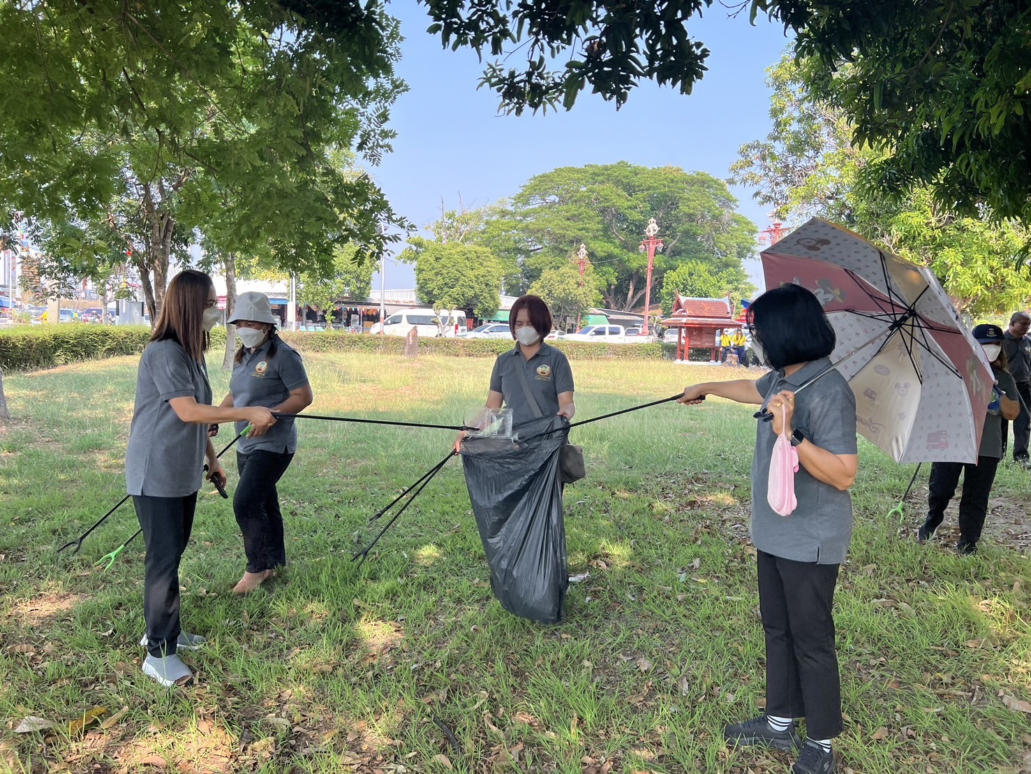 พช.กรุงเก่า ร่วมกิจกรรม “อยุธยาเมืองสะอาด” ปรับสภาพภูมิทัศน์และเก็บขยะบริเวณ อุทยานประวัติศาสตร์พระนครศรีอยุธยา