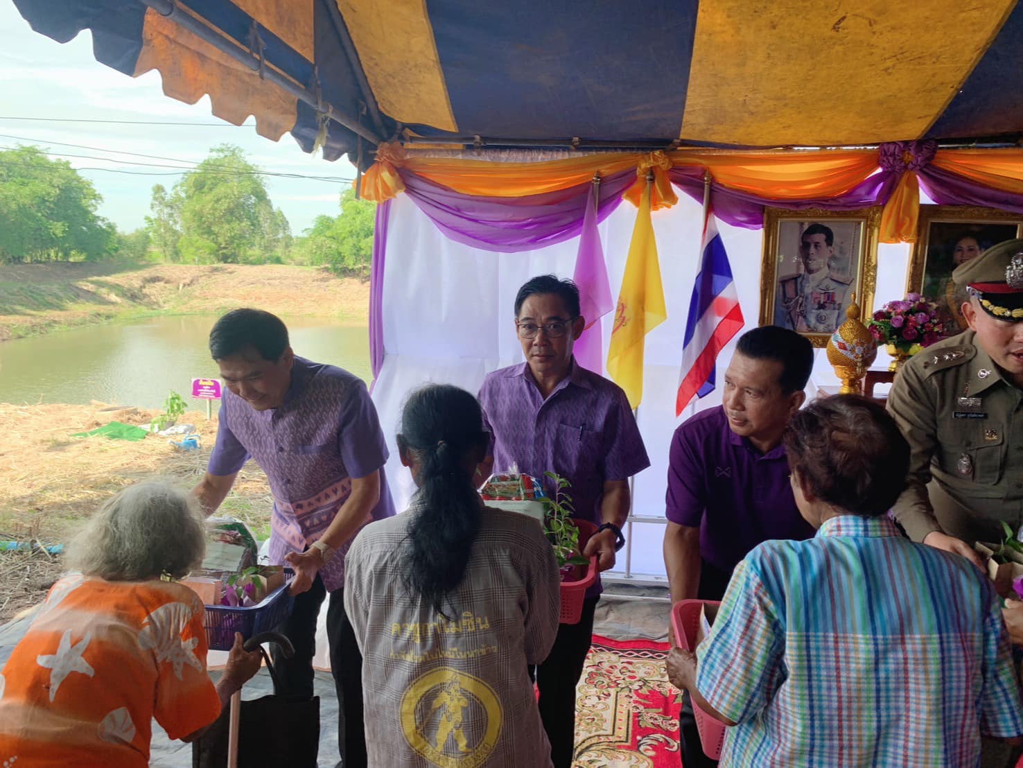 พช.กรุงเก่า จัดกิจกรรม”เอามื้อสามัคคี ทำความดี ถวายเป็นพระราชกุศล”เนื่องในโอกาสวันเฉลิมพระชนมพรรษา สมเด็จพระนางเจ้าฯ พระบรมราชินี วันที่ 3 มิถุนายน 2567