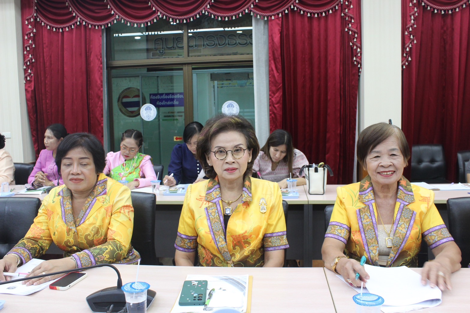 พช.กรุงเก่า จัดประชุมเชิงปฏิบัติการเสริมสร้างศักยภาพองค์กรสตรีเพื่อขับเคลื่อนการขจัดความยากจน