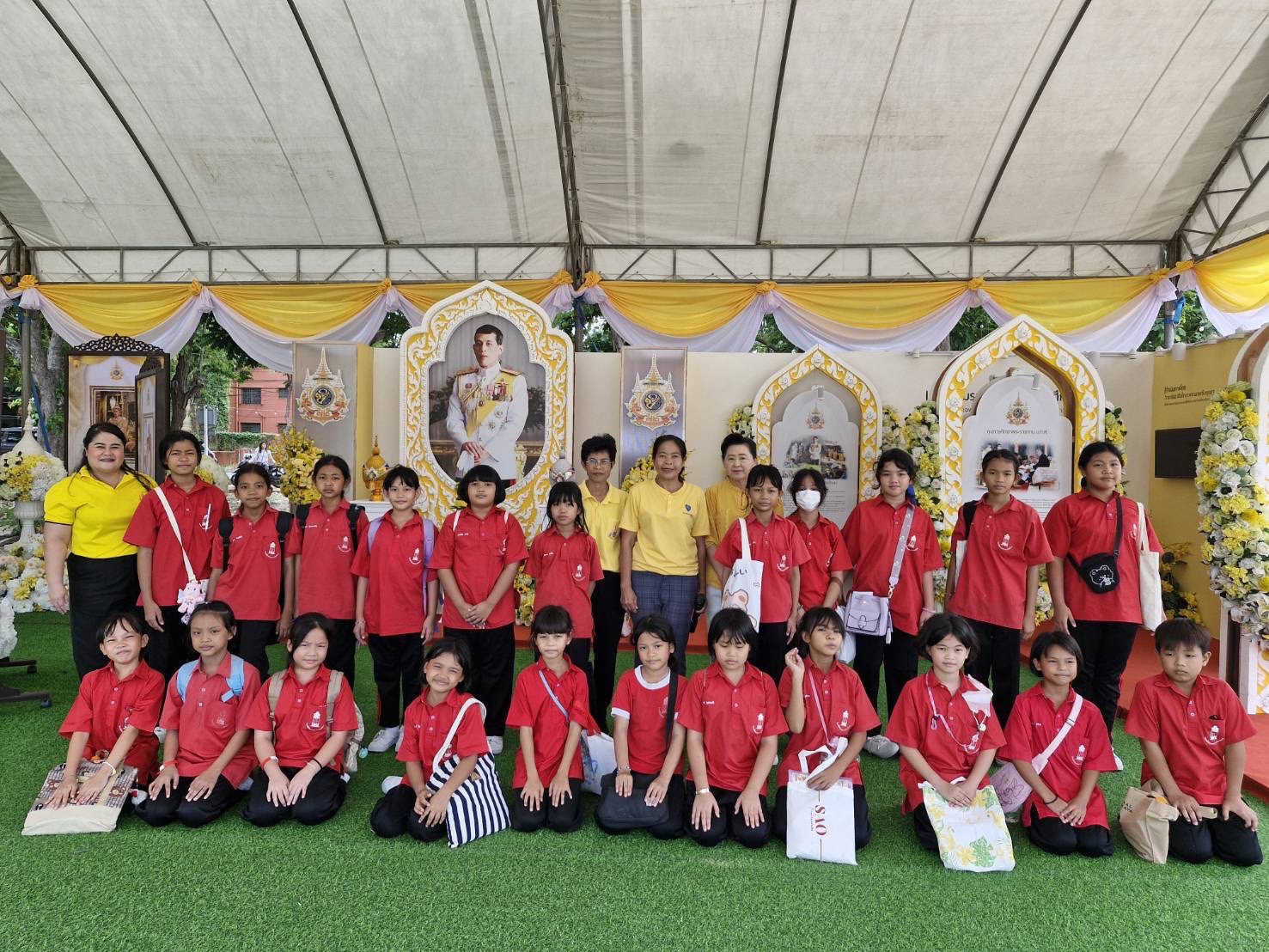 🔹พช.พระนครศรีอยุธยา🔹 ร่วมจัดนิทรรศการเฉลิมพระเกียรติในกิจกรรมเดิน วิ่ง ปั่น ธงตราสัญลักษณ์งานเฉลิมพระเกียรติพระบาทสมเด็จพระเจ้าอยู่หัว เนื่องในโอกาสพระราชพิธีมหามงคลเฉลิมพระชนมพรรษา 6 รอบ 28 กรกฎาคม 2567