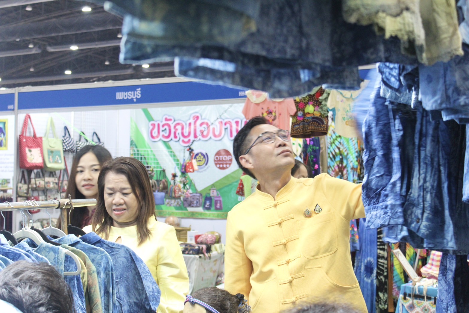 พช.กรุงเก่า ร่วมพิธีเปิดงาน OTOP MIDYEAR 2024 “หลากหลายผลิตภัณฑ์ สีสันภูมิปัญญาไทย”