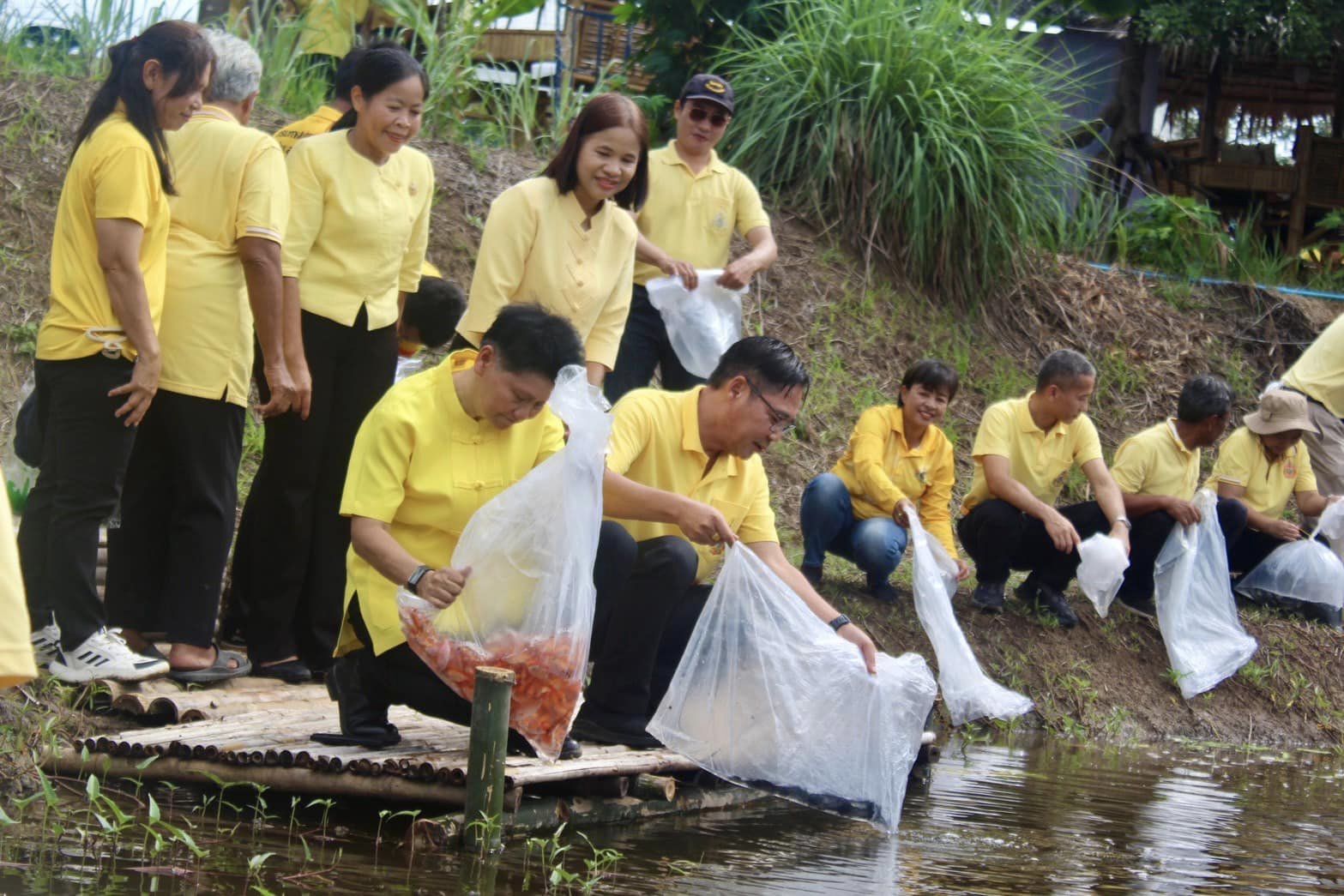 พช.กรุงเก่า จัดกิจกรรม“เอามื้อสามัคคี ทำความดี ถวายเป็นพระราชกุศล” เนื่องในโอกาสมหามงคลเฉลิมพระชนมพรรษา 6 รอบ 28 กรกฎาคม 2567