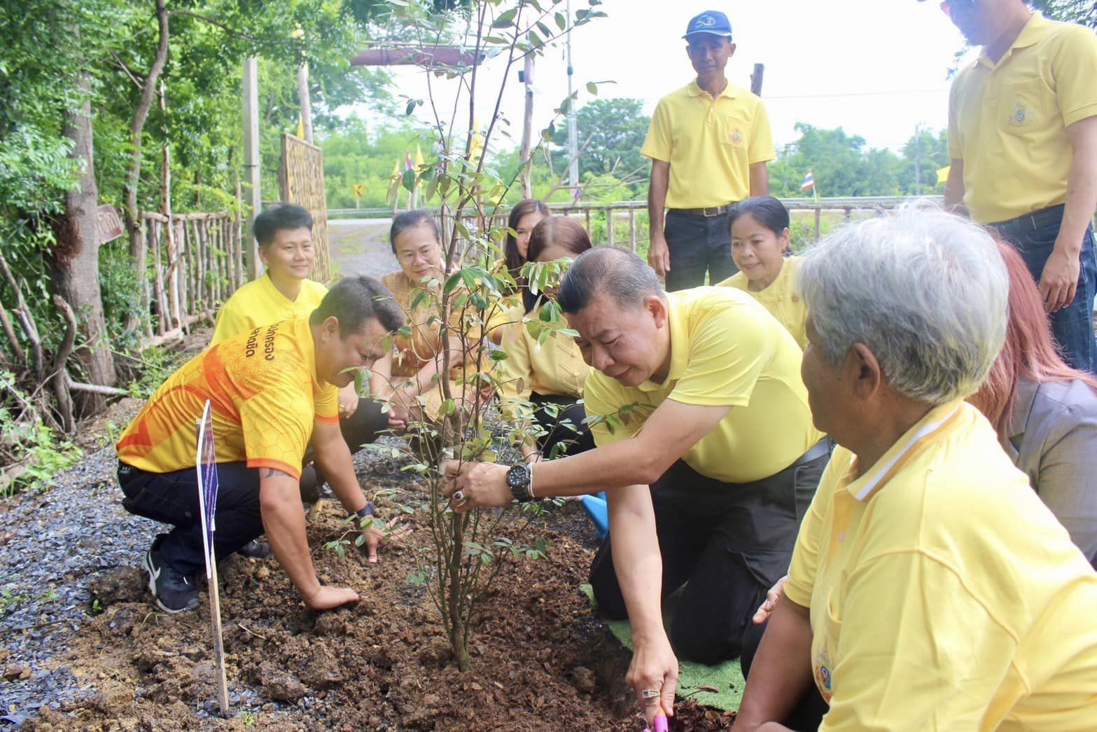 พช.กรุงเก่า จัดกิจกรรม“เอามื้อสามัคคี ทำความดี ถวายเป็นพระราชกุศล” เนื่องในโอกาสมหามงคลเฉลิมพระชนมพรรษา 6 รอบ 28 กรกฎาคม 2567