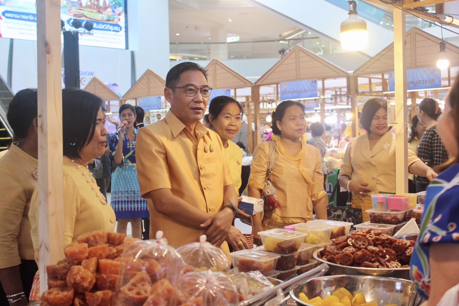 พช.อยุธยา จัดประชุมเตรียมความพร้อมโครงการส่งเสริมและเพิ่มช่องทางการตลาดผลิตภัณฑ์ชุมชน (Road Show OTOP Ayutthaya)