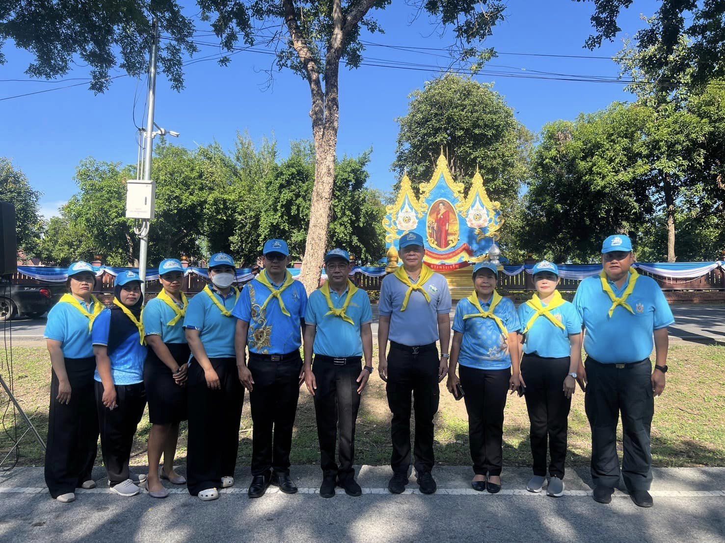 พช.กรุงเก่า กิจกรรมจิตอาสาพระราชทาน (บริการประชาชน) เนื่องในวโรกาสวันเฉลิมพระชนมพรรษา สมเด็จพระนางเจ้าสิริกิต์ พระบรมราชินีนาถ พระบรมราชชนนีพันปีหลวง และวันแม่แห่งชาติ 12 สิงหาคม