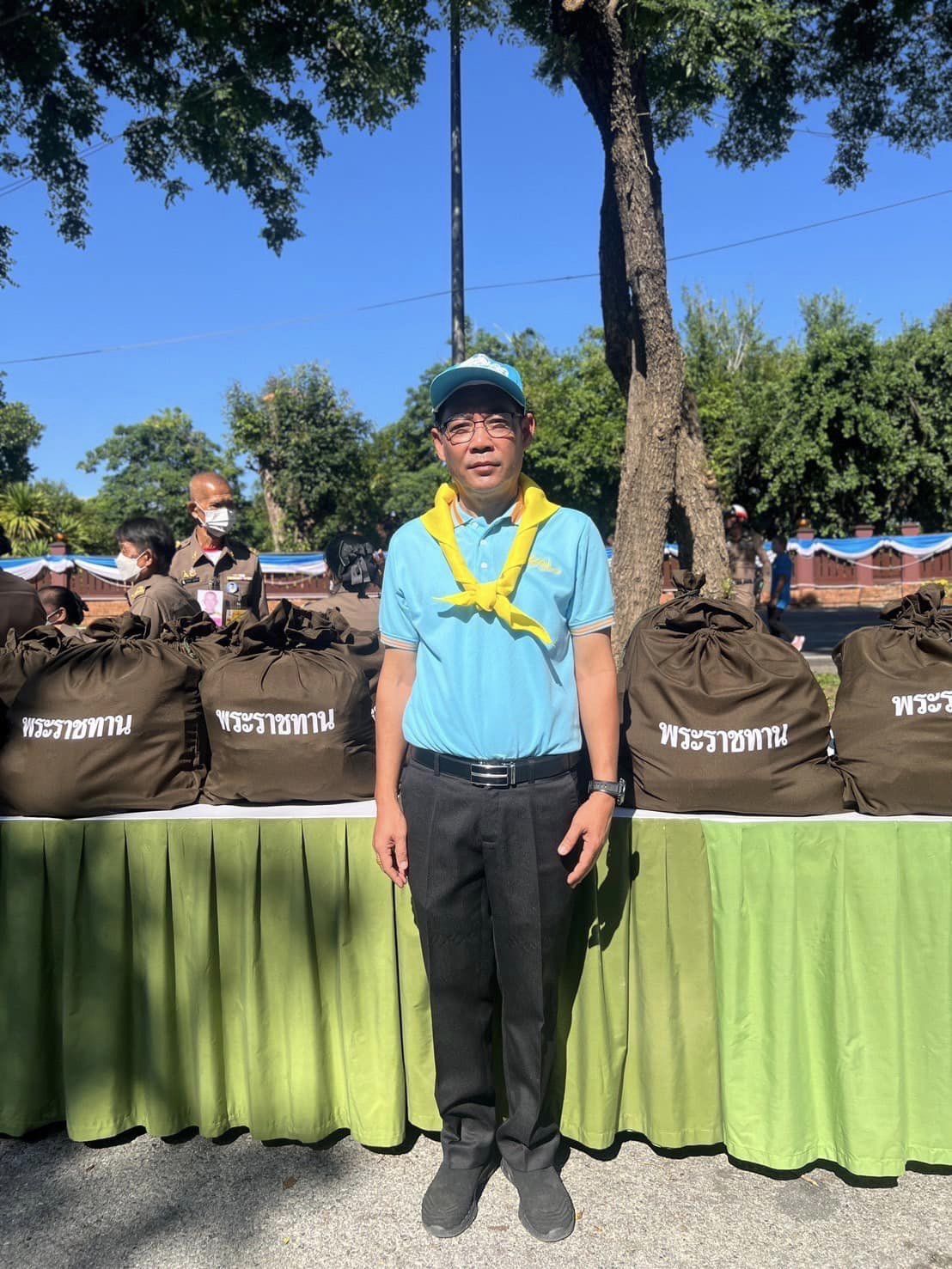 พช.กรุงเก่า กิจกรรมจิตอาสาพระราชทาน (บริการประชาชน) เนื่องในวโรกาสวันเฉลิมพระชนมพรรษา สมเด็จพระนางเจ้าสิริกิต์ พระบรมราชินีนาถ พระบรมราชชนนีพันปีหลวง และวันแม่แห่งชาติ 12 สิงหาคม