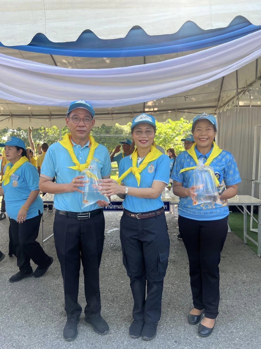 พช.กรุงเก่า กิจกรรมจิตอาสาพระราชทาน (บริการประชาชน) เนื่องในวโรกาสวันเฉลิมพระชนมพรรษา สมเด็จพระนางเจ้าสิริกิต์ พระบรมราชินีนาถ พระบรมราชชนนีพันปีหลวง และวันแม่แห่งชาติ 12 สิงหาคม