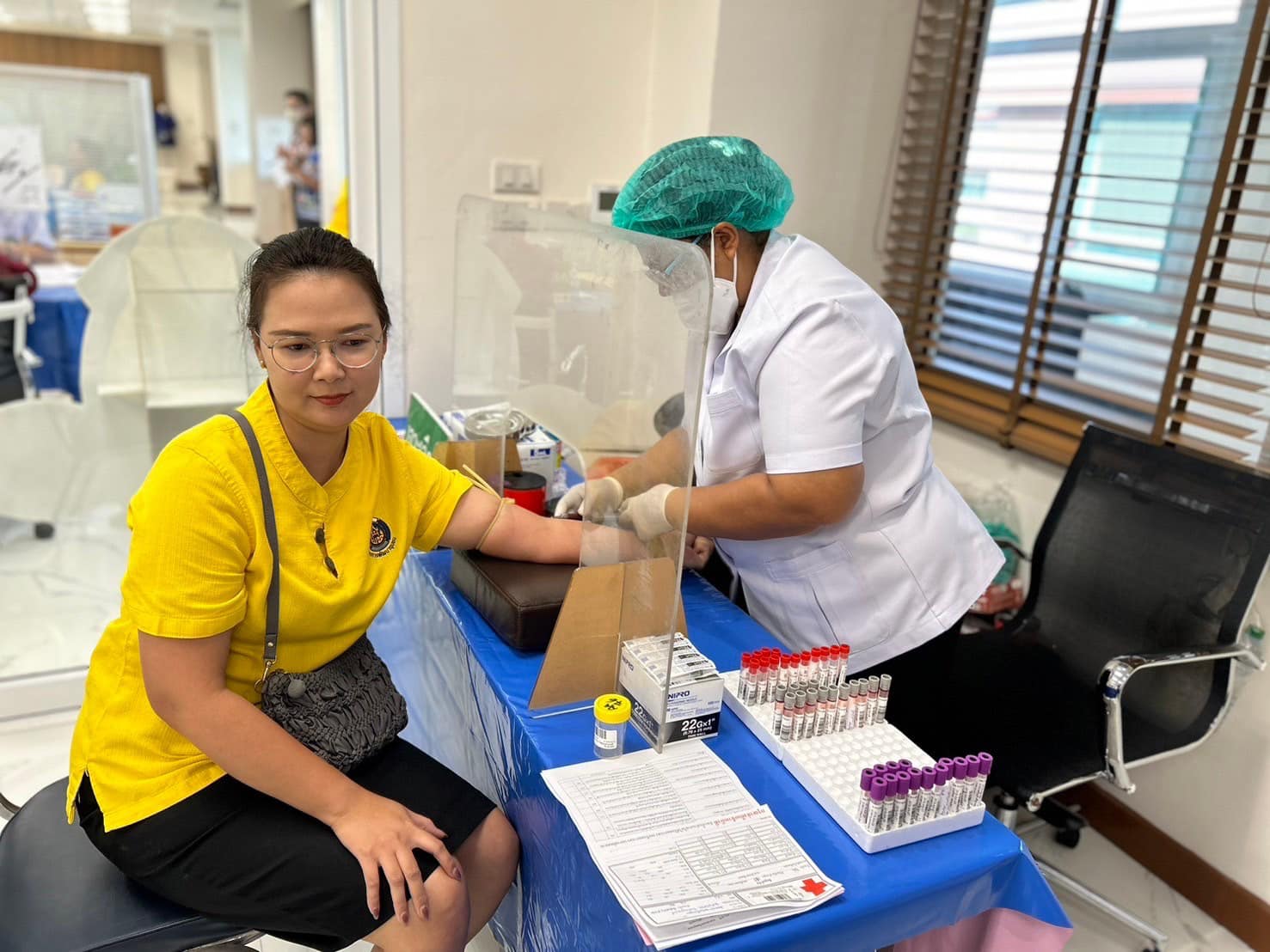 พช.กรุงเก่า จัดบริการตรวจสุขภาพ ประจำปีงบประมาณ พ.ศ. 2567 ให้แก่ข้าราชการและลูกจ้างในสังกัด จำนวน 105 คน