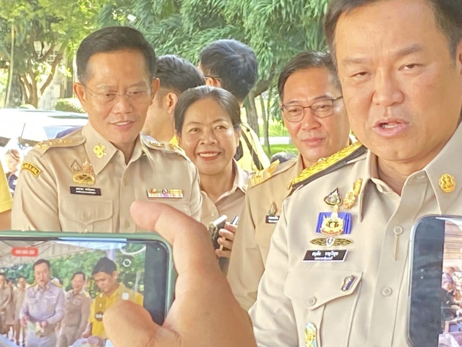 พช.อยุธยา ร่วมให้การต้อนรับ ราชเลขานุการในพระองค์ฯ ลงพื้นที่ตรวจติดตามการพัฒนาและการบริหารจัดการน้ำในแม่น้ำเจ้าพระยา ในพื้นที่จังหวัดพระนครศรีอยุธยา