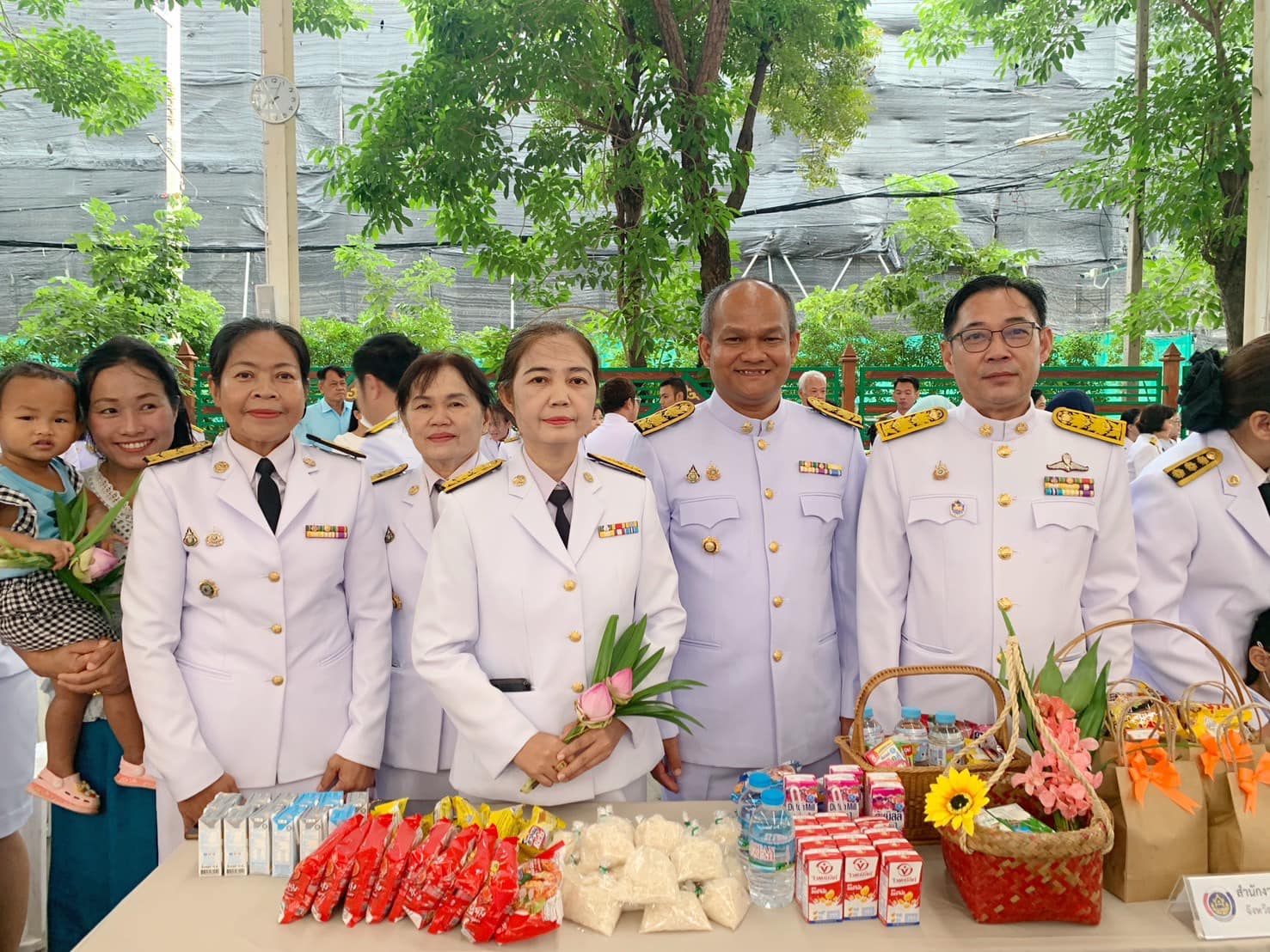 พช.อยุธยา ร่วมพิธีเจริญพระพุทธมนต์และทำบุญตักบาตรถวายพระราชกุศล เฉลิมพระเกียรติสมเด็จพระนางเจ้าสิริกิติ์ พระบรมราชินีนาถ พระบรมราชชนนีพันปีหลวง เนื่องในโอกาส วันเฉลิมพระชนมพรรษา 12 สิงหาคม 2567