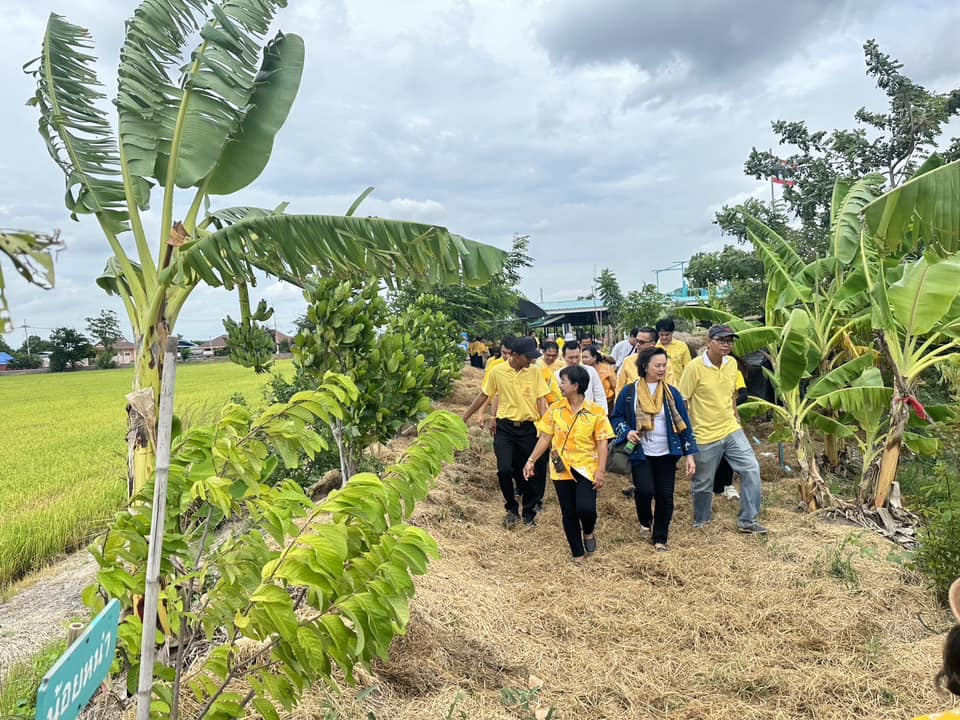 พช.กรุงเก่า ให้การต้อนรับ ที่ปรึกษาปลัดกระทรวงมหาดไทย นำทีมติดตามนักขับเคลื่อนยุทธศาสตร์นำการเปลี่ยนแปลง ณ ตำบลสามกอ อำเภอเสนา