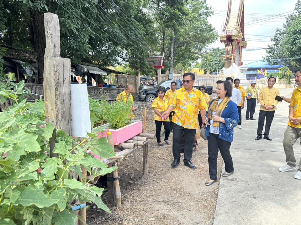 พช.กรุงเก่า ให้การต้อนรับ ที่ปรึกษาปลัดกระทรวงมหาดไทย นำทีมติดตามนักขับเคลื่อนยุทธศาสตร์นำการเปลี่ยนแปลง ณ ตำบลสามกอ อำเภอเสนา