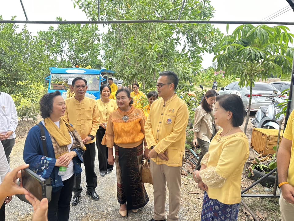พช.กรุงเก่า ให้การต้อนรับ ที่ปรึกษาปลัดกระทรวงมหาดไทย นำทีมติดตามนักขับเคลื่อนยุทธศาสตร์นำการเปลี่ยนแปลง ณ ตำบลสามกอ อำเภอเสนา