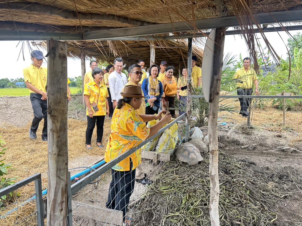 พช.กรุงเก่า ให้การต้อนรับ ที่ปรึกษาปลัดกระทรวงมหาดไทย นำทีมติดตามนักขับเคลื่อนยุทธศาสตร์นำการเปลี่ยนแปลง ณ ตำบลสามกอ อำเภอเสนา
