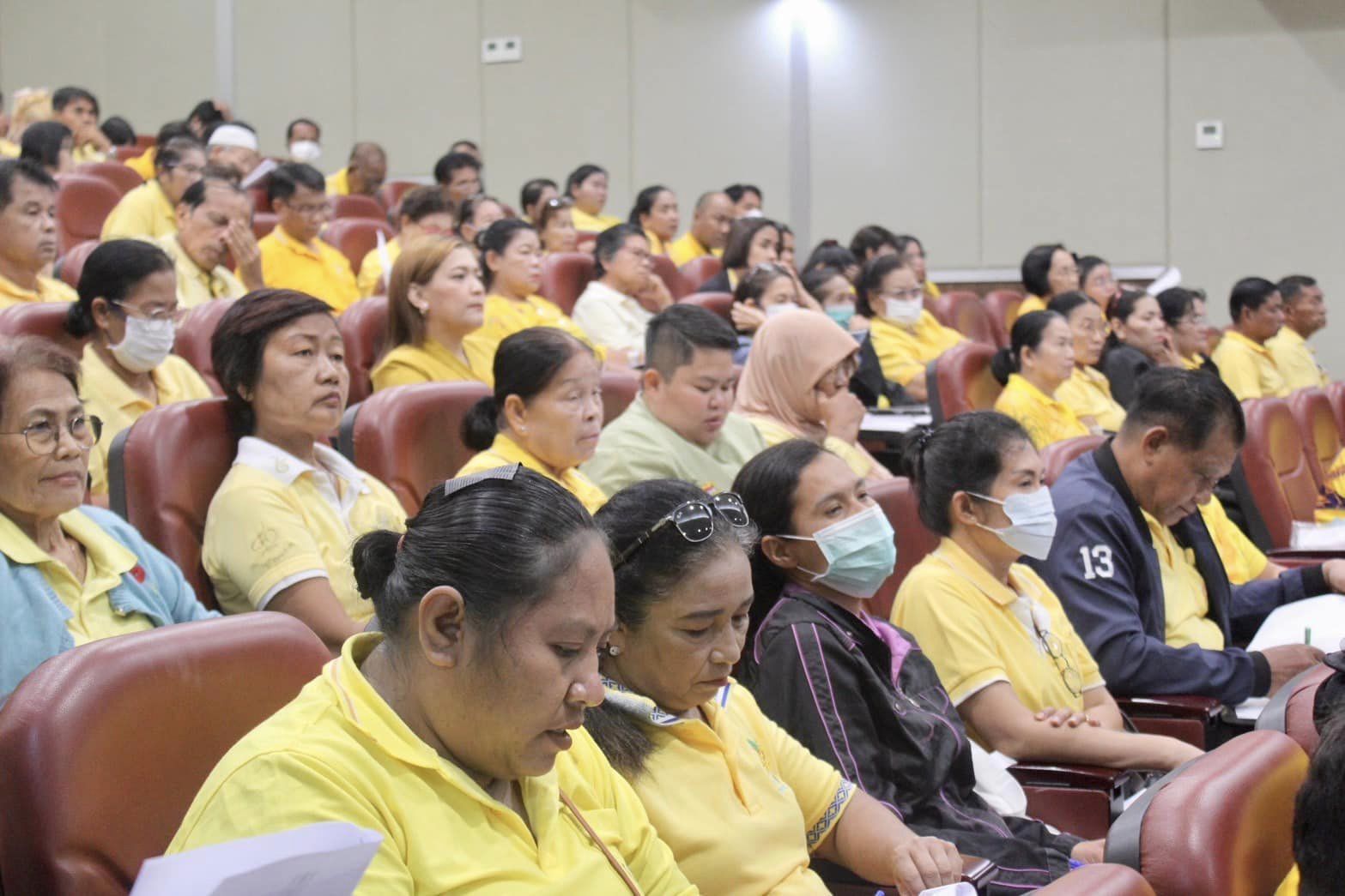 พัฒนาการจังหวัดพระนครศรีอยุธยา เป็นประธานการฝึกอบรมกฎหมายระเบียบข้อบังคับที่เกี่ยวข้องกับกองทุนหมู่บ้านและชุมชนเมืองแห่งชาติ