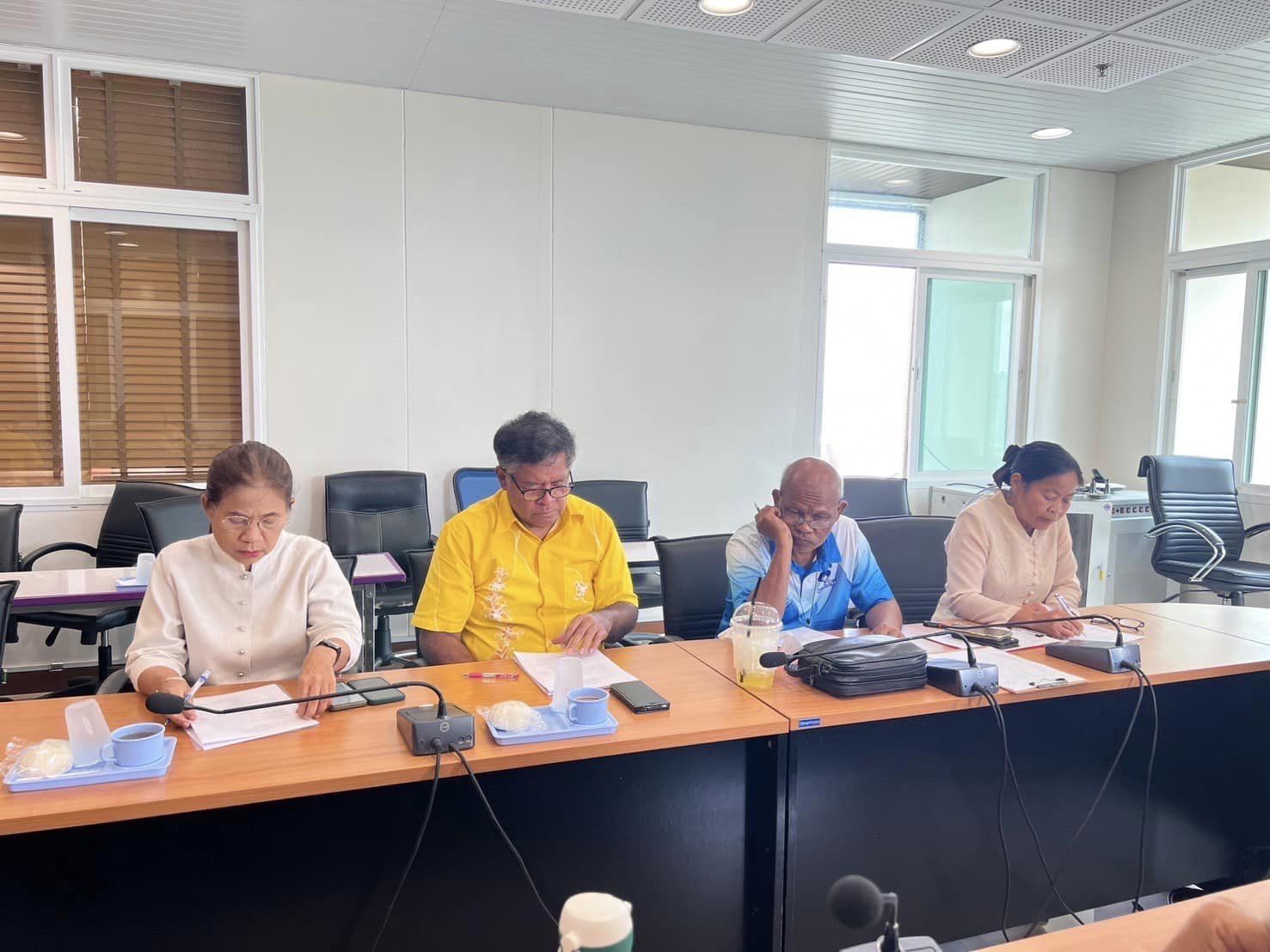 พช.พระนครศรีอยุธยา ประชุมซักซ้อมการสนับสนุนการจัดตั้งโรงครัวพระราชทาน รับเสด็จสมเด็จพระนางเจ้าฯ พระบรมราชินี เสด็จฯ แทนพระองค์ พร้อมด้วย สมเด็จพระเจ้าลูกยาเธอ เจ้าฟ้าทีปังกรรัศมีโชติ มหาวชิโรตตมางกูร สิริวิบูลยราชกุมาร