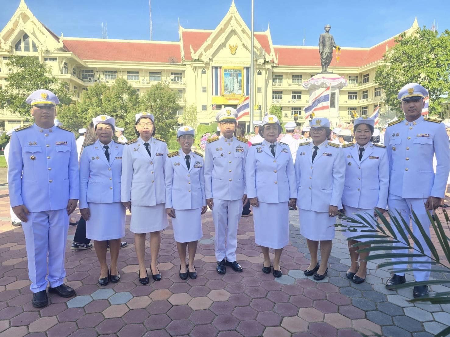 พช.กรุงเก่า ร่วมพิธีวางพวงมาลาถวายราชสักการะพระบาทสมเด็จพระจุลจอมเกล้าเจ้าอยู่หัว เพื่อน้อมสำนึกในพระมหากรุณาธิคุณ เนื่องใน “วันปิยมหาราช”