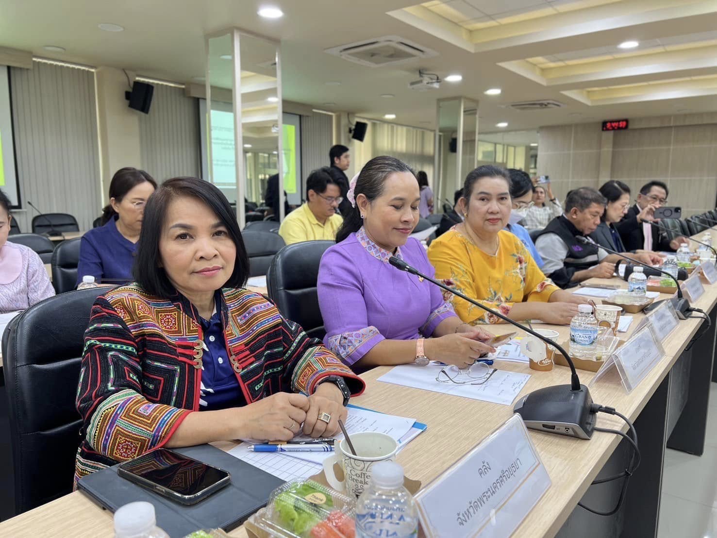 พช.อยุธยา ขับเคลื่อนงานศูนย์อำนวยการขจัดความยากจนและพัฒนาคนทุกช่วงวัยอย่างยั่งยืน ตามหลักปรัชญาของเศรษฐกิจพอเพียง จังหวัดพระนครศรีอยุธยา (คจพ.จ.) ประจำปีงบประมาณ 2568