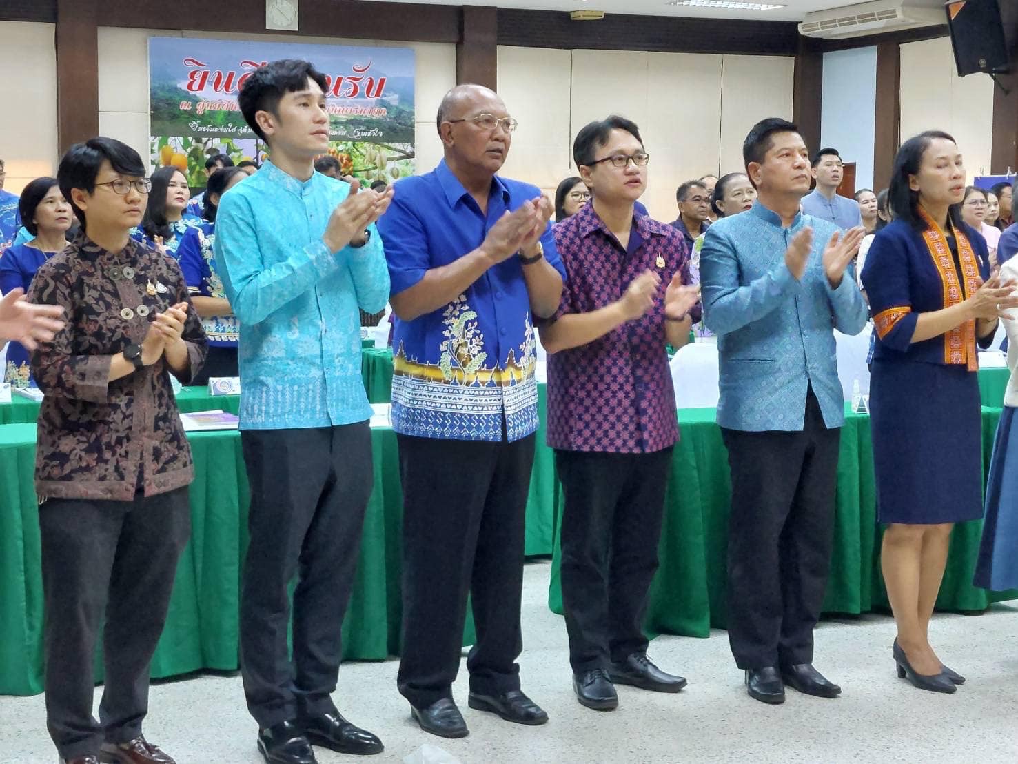 พช.อยุธยา ร่วมรับมอบนโยบายและทิศทางการขับเคลื่อนงาน ในปีงบประมาณ พ.ศ. 2568 จากท่าน อพช.