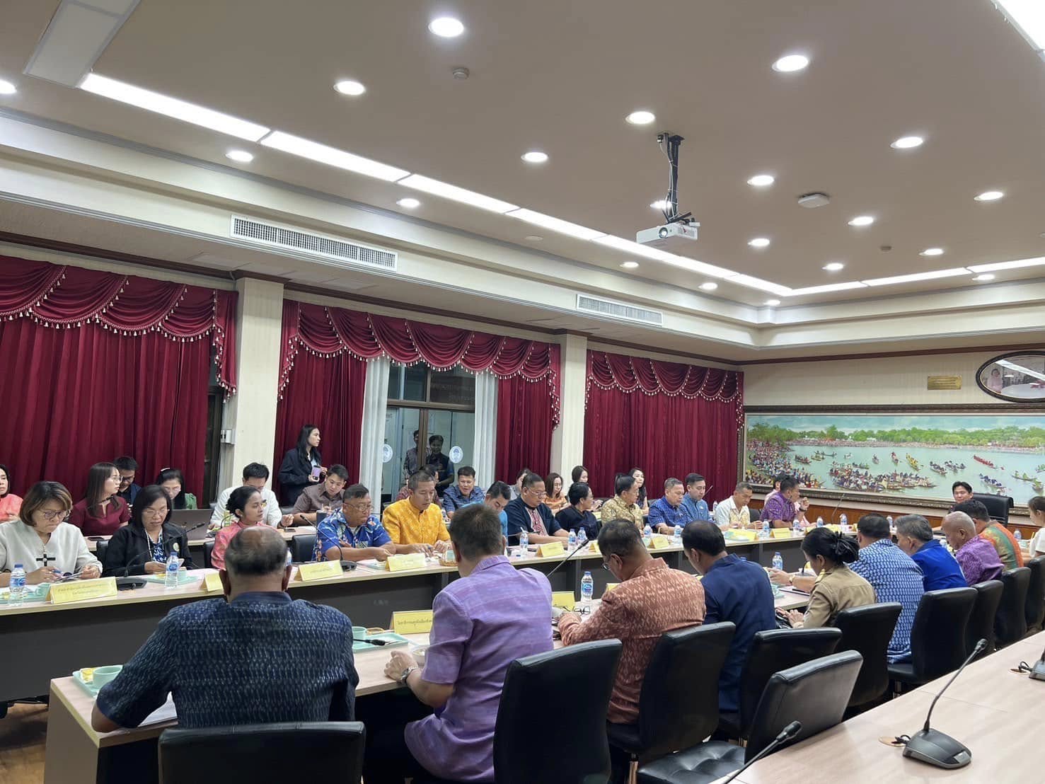 พจ.อยุธยา เข้าร่วมการประชุมนายอำเภอ และหัวหน้าส่วนราชการสังกัดกระทรวงมหาดไทย ประจำเดือน กุมภาพันธ์ 2568 และการประชุมคณะกรมการจังหวัด และหัวหน้าส่วนราชการประจำจังหวัดพระนครศรีอยุธยา เดือนกุมภาพันธ์ ครั้งที่ 2/2568