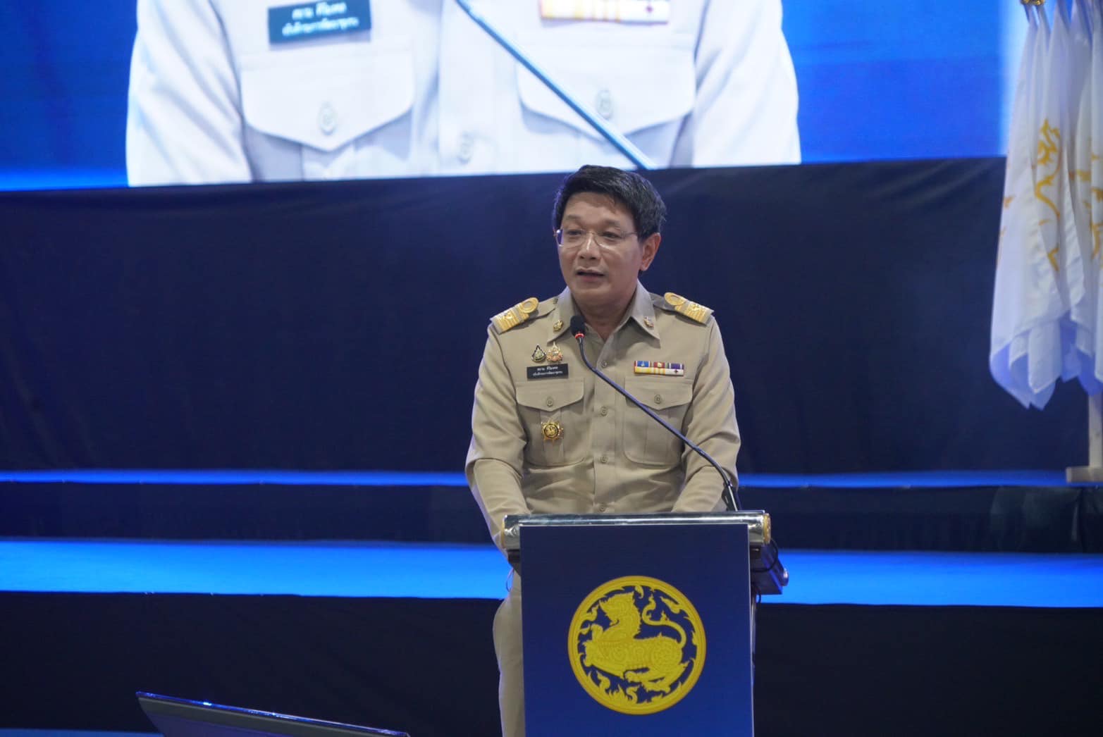 พช.อยุธยา เข้าร่วมประชุมมอบนโยบายการขับเคลื่อนการป้องกันและแก้ไขปัญหายาเสพติดของกระทรวงมหาดไทย