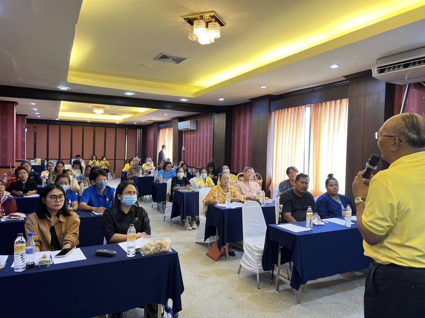 พช.อยุธยา จัดโครงการพัฒนาผลิตภัณฑ์ OTOP กลุ่มปรับตัวสู่การพัฒนา (Quadrant D)