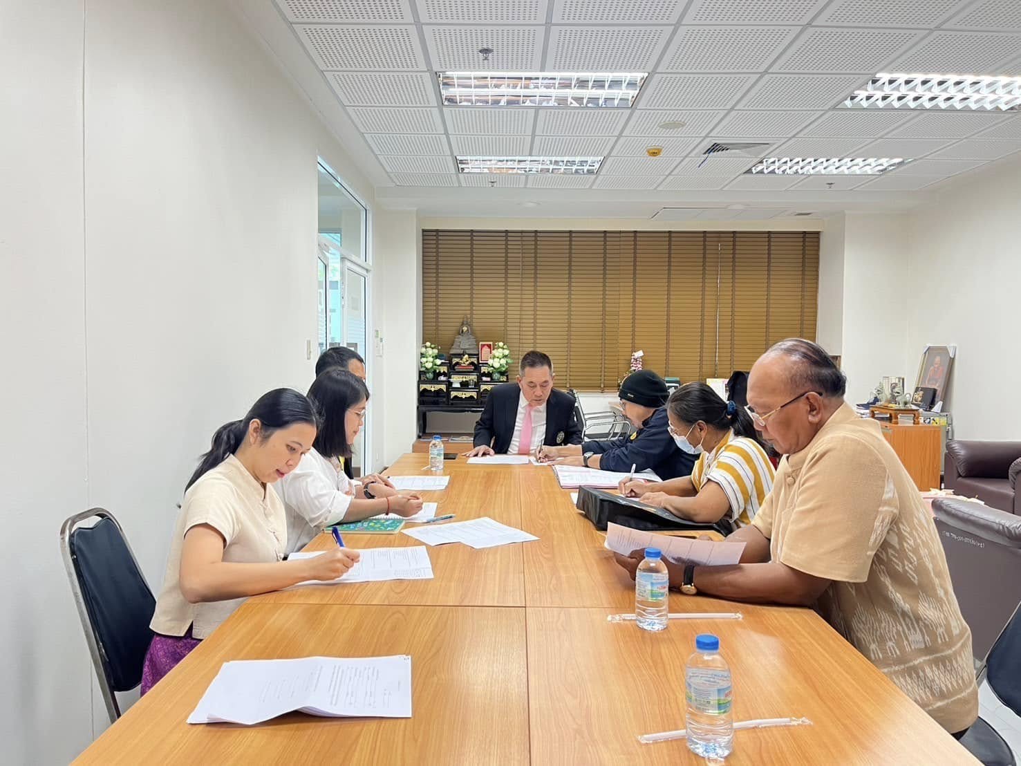 พช.อยุธยา จับมือยุติธรรมจังหวัด ดำเนินการไกล่เกลี่ยกับลูกหนี้ซึ่งผิดนัดชำระหนี้ของกองทุนพัฒนาบทบาทสตรีจังหวัดพระนครศรีอยุธยา