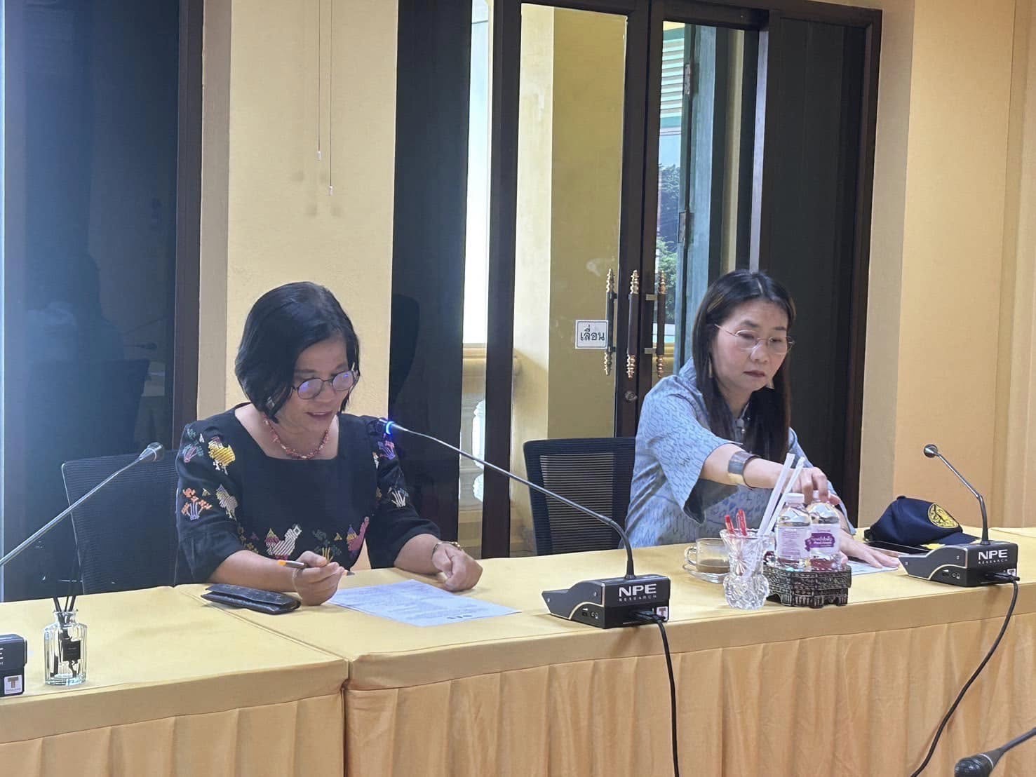 พช.อยุธยา ร่วมประชุมเตรียมความพร้อมประชุมเตรียมความพร้อมการจัดพิธีเจริญพระพุทธมนต์ ทอดผ้าป่า กิจกรรมปล่อยพันธุ์ปลาน้ำจืดและกิจกรรมรณรงค์ดูแลรักษามรดกศิลปวัฒนธรรมของชาติ เฉลิมพระเกียรติสมเด็จพระกนิษฐาธิราชเจ้ากรมสมเด็จพระเทพรัตนราชสุดาฯ สยามบรมราชกุมารี