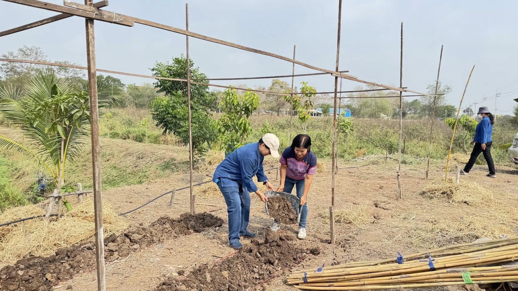 พช.อยุธยา จัดกิจกรรม “โคก หนอง นา พาทัวร์” จังหวัดพระนครศรีอยุธยา ณ อำเภอบางปะหัน