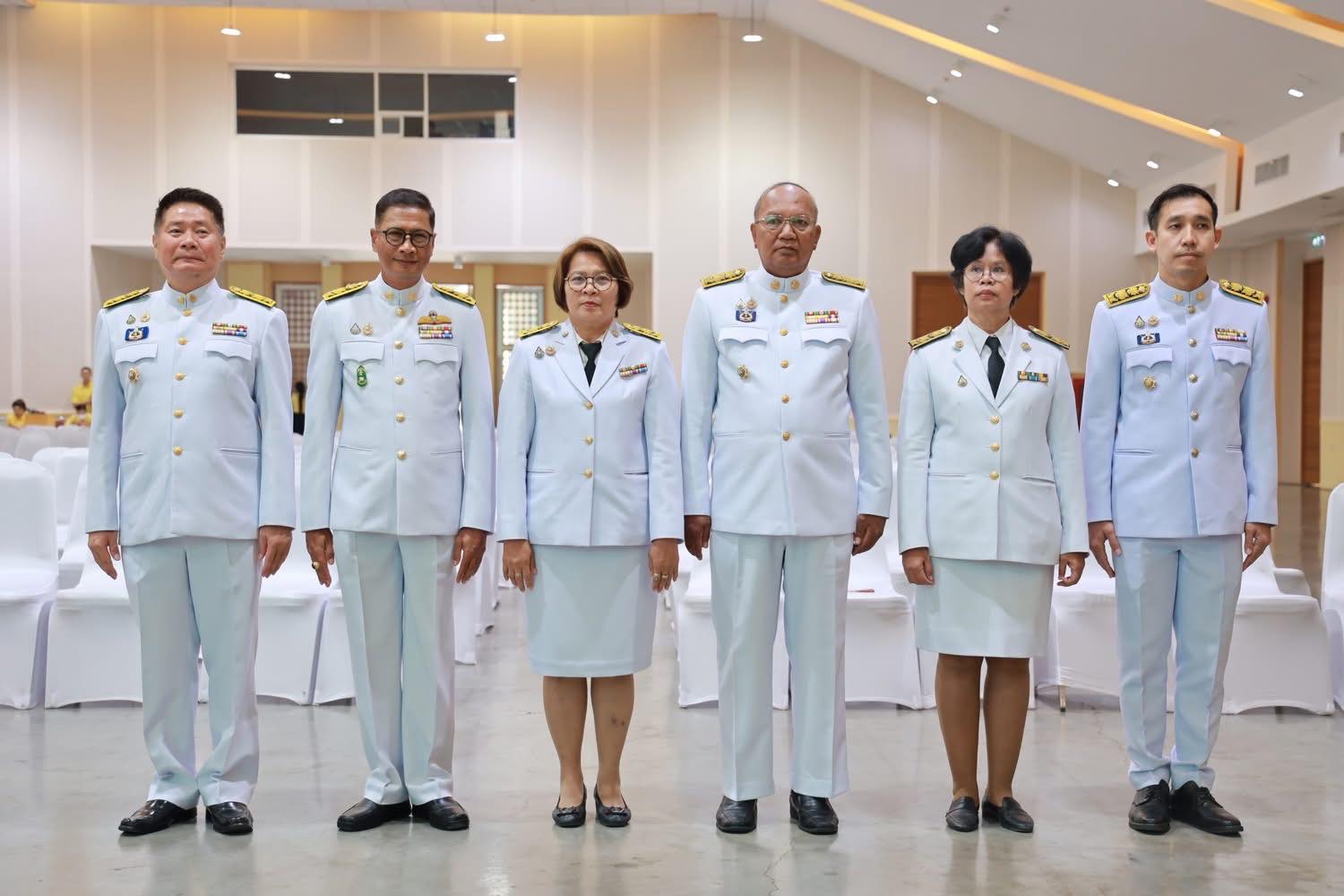 พช.อยุธยา ร่วมพิธีรับเหรียญที่ระลึกพระราชทานฯ เนื่องในวันข้าราชการพลเรือนและวันคล้ายวันสถานปนากระทรวงมหาดไทย ครบรอบ 133 ปี