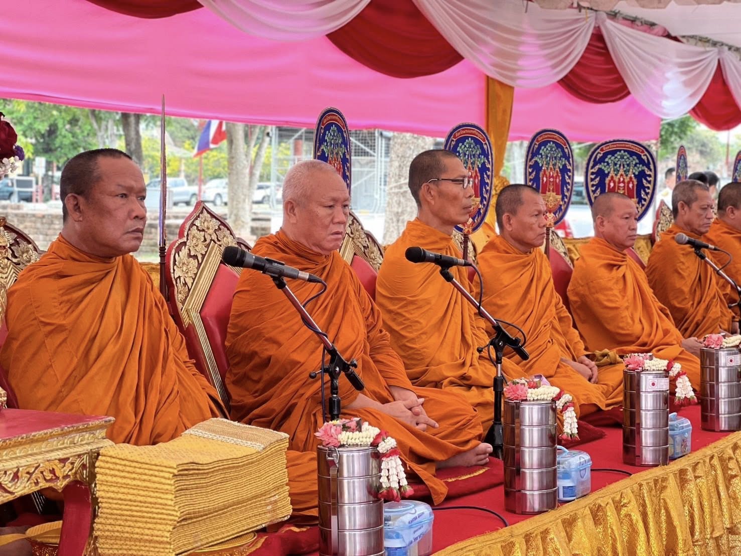 พช.อยุธยา ร่วมพิธีสักการะและพิธีบรวงสรวงดวงพระวิญญาณสมเด็จพระเจ้าอู่ทอง องค์ปฐมบรมกษัตริย์ เนื่องในวันสถาปนากรุงศรีอยุธยา ครบรอบ 675 ปี