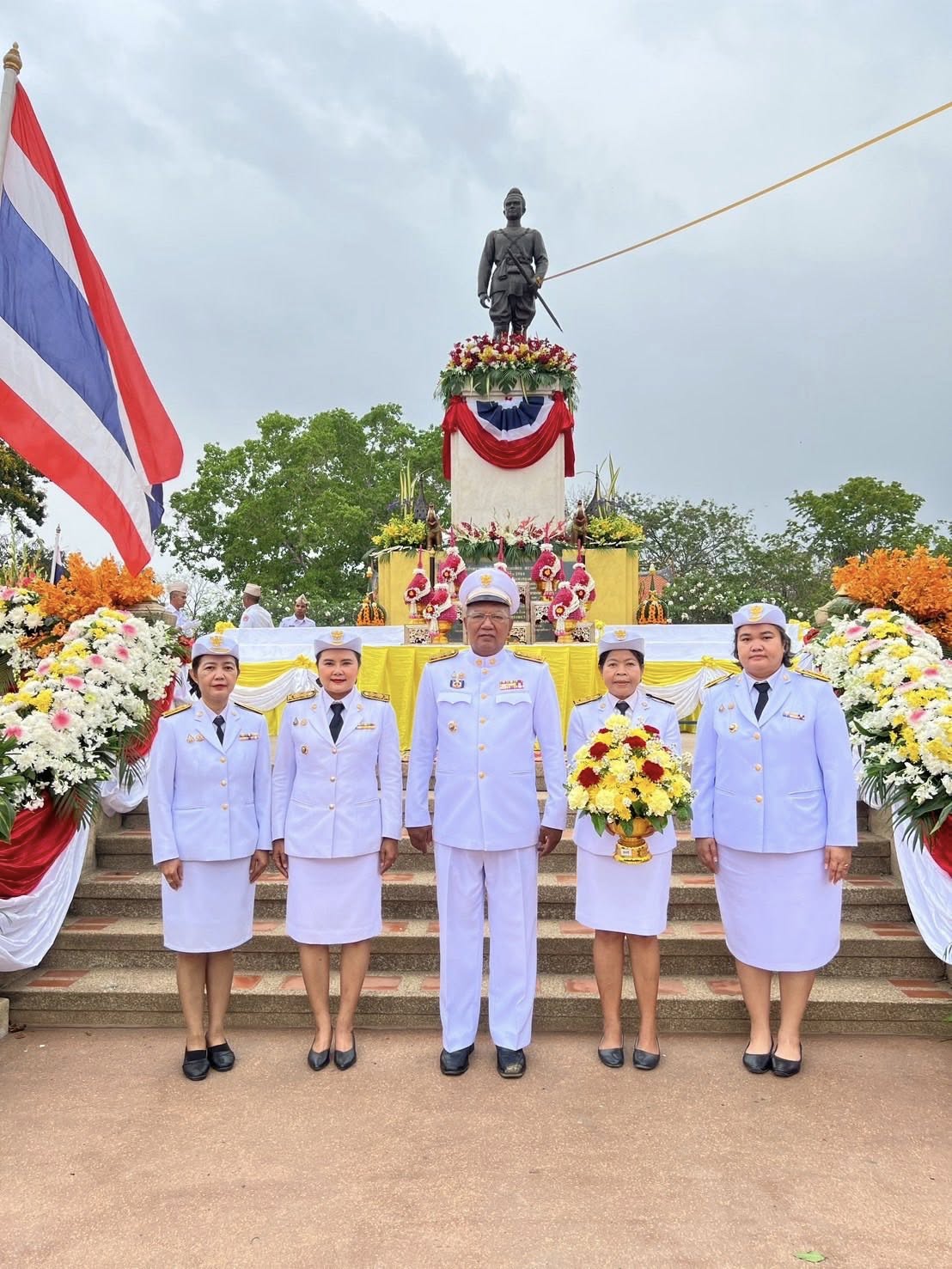 พช.อยุธยา ร่วมพิธีสักการะและพิธีบรวงสรวงดวงพระวิญญาณสมเด็จพระเจ้าอู่ทอง องค์ปฐมบรมกษัตริย์ เนื่องในวันสถาปนากรุงศรีอยุธยา ครบรอบ 675 ปี