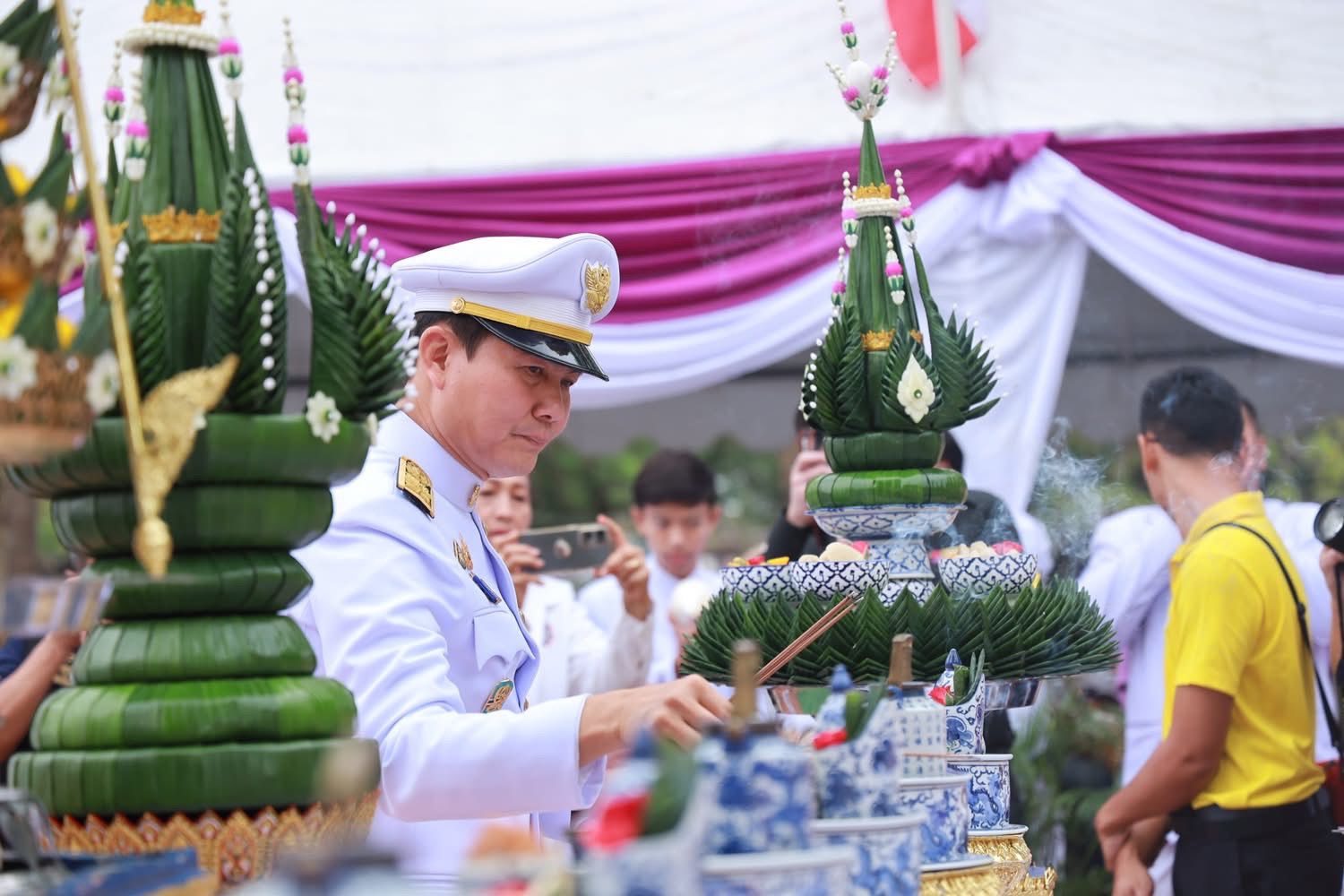 พช.อยุธยา ร่วมพิธีสักการะและพิธีบรวงสรวงดวงพระวิญญาณสมเด็จพระเจ้าอู่ทอง องค์ปฐมบรมกษัตริย์ เนื่องในวันสถาปนากรุงศรีอยุธยา ครบรอบ 675 ปี