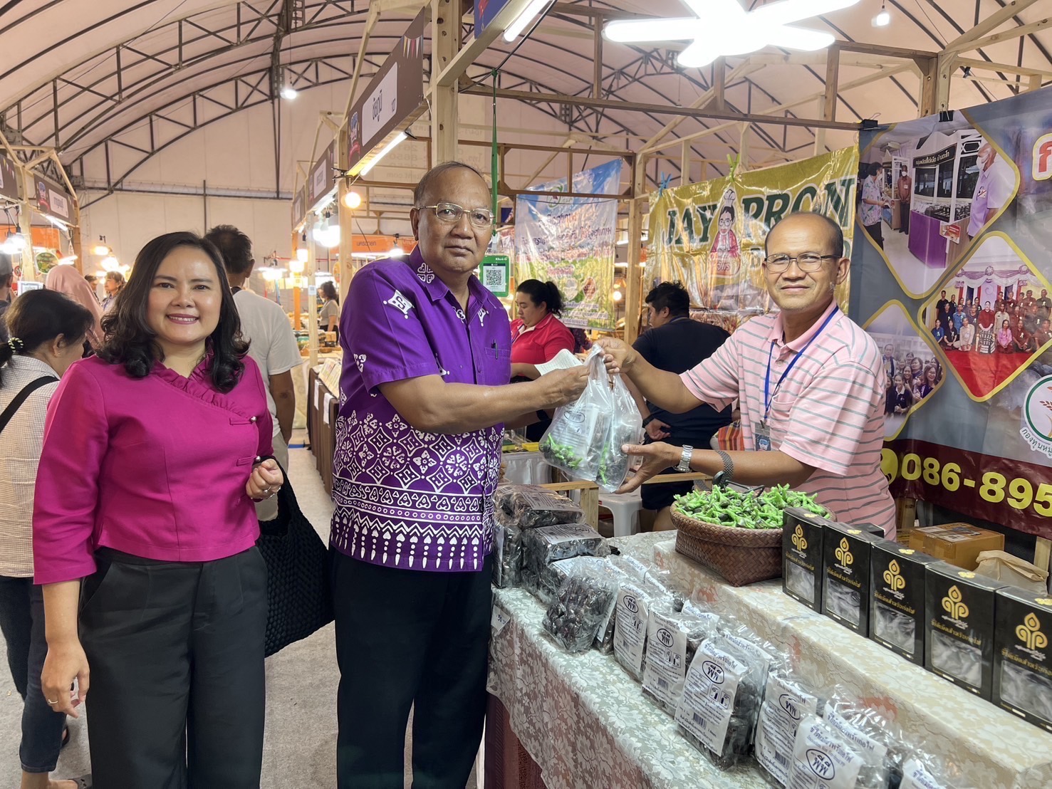 🎉 ทะลุเป้ากว่า 30 ล้านบาท ปิดฉากอย่างงดงามพร้อมบรรยากาศสุดอบอุ่น ในงาน OTOP ภูมิภาค 2568 ณ จังหวัดพระนครศรีอยุธยา💰💰