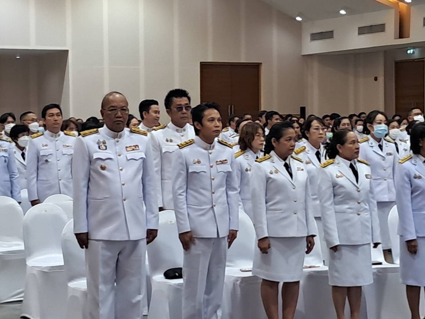 พช.อยุธยา ร่วมพิธีเจริญพระพุทธมนต์และทำบุญตักบาตรถวายพระราชกุศลเพื่อเฉลิมพระเกียรติสมเด็จพระนางเจ้าฯ พระบรมราชินี เนื่องในโอกาสวันเฉลิมพระชนมพรรษา 3 มิถุนายน 2568