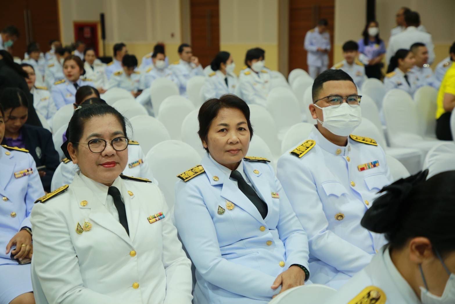 พช.อยุธยา ร่วมพิธีเจริญพระพุทธมนต์และทำบุญตักบาตรถวายพระราชกุศลเพื่อเฉลิมพระเกียรติสมเด็จพระนางเจ้าฯ พระบรมราชินี เนื่องในโอกาสวันเฉลิมพระชนมพรรษา 3 มิถุนายน 2568