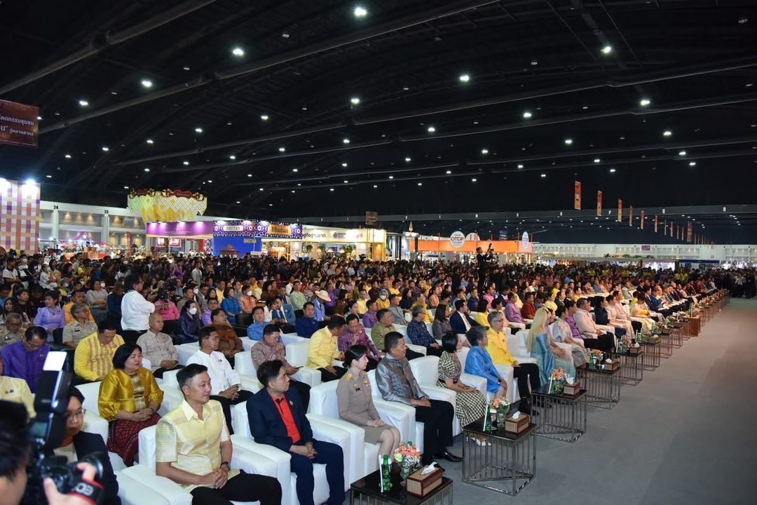 พช.อยุธยา ร่วมพิธีเปิดงาน OTOP Midyear 2025 OTOP ทันโลก ทันสมัย เศรษฐกิจไทยยั่งยืน ณ อิมแพ็ค เมืองทองธานี