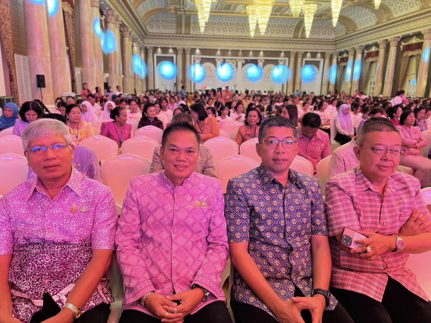 พช.อยุธยา ร่วมเปิดโครงการ “พลังสตรีเพื่อการพัฒนา เสริมสร้างโอกาส สร้างอนาคต” ชูกองทุนพัฒนาบทบาทสตรีหนุนการเปลี่ยนแปลง มุ่งขับเคลื่อนการลดความเหลื่อมล้ำตามเป้าหมายพัฒนายั่งยืน